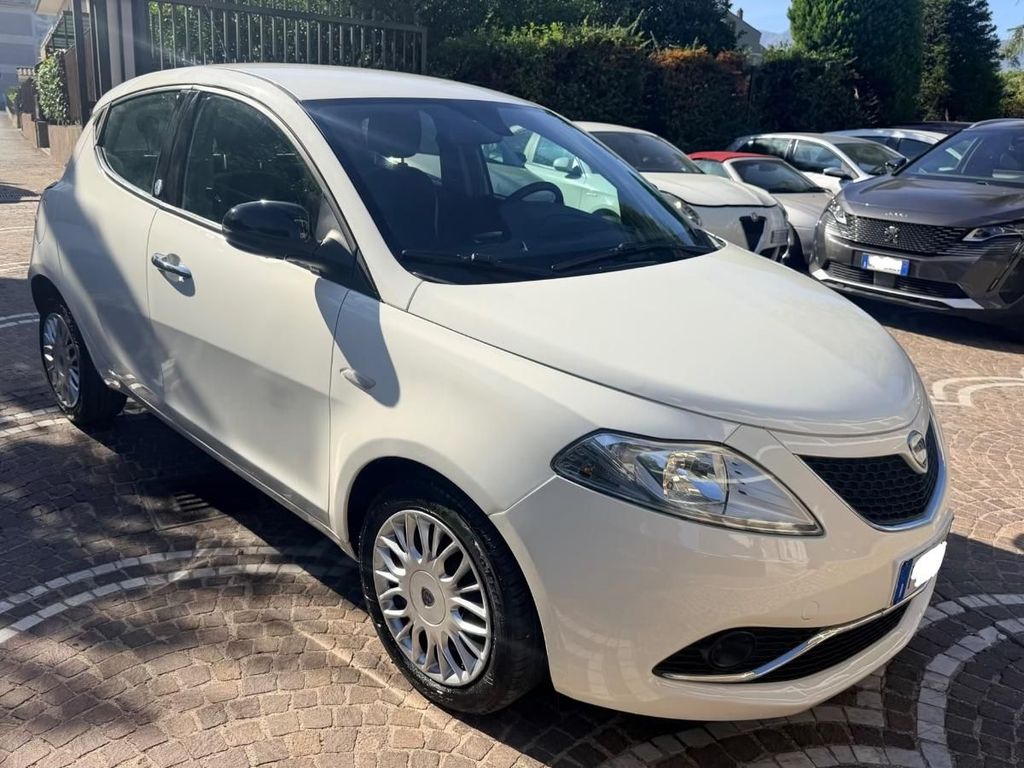 Image of Lancia Ypsilon