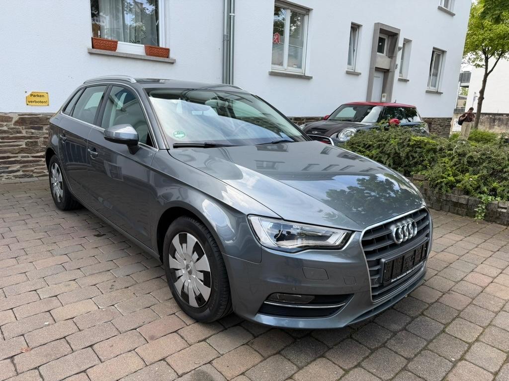 Audi A3 Sportback ambiente 1.4  Scheckheftgepflegt -