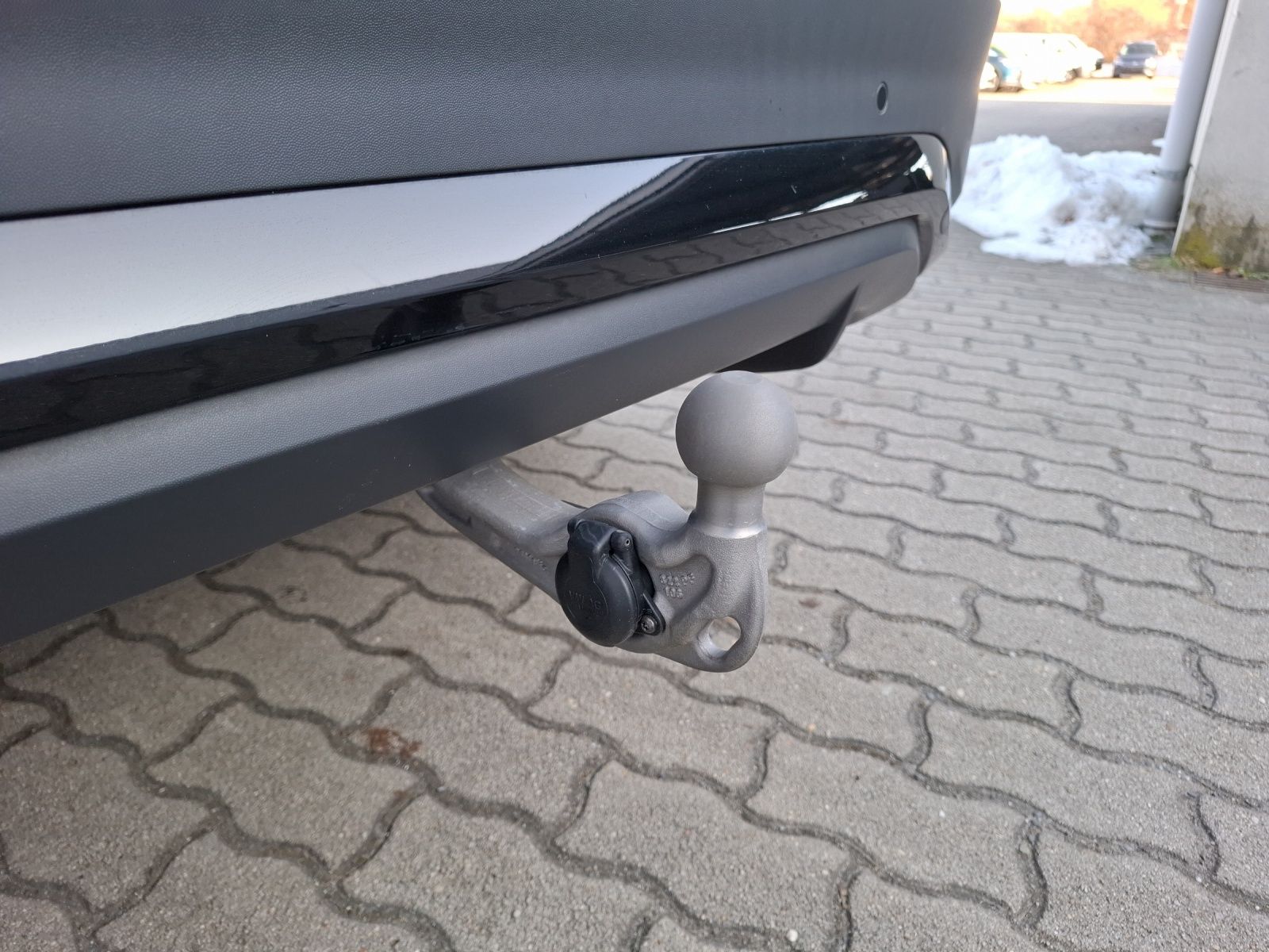 Fahrzeugabbildung Volkswagen Tayron TSI Life DSG 4M LED AHK Navi AID HUD ACC