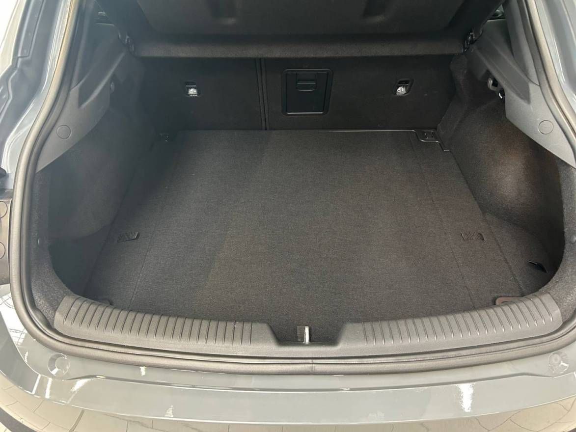 Fahrzeugabbildung Hyundai i30 N Performance Navigationspaket, N-Sportschal