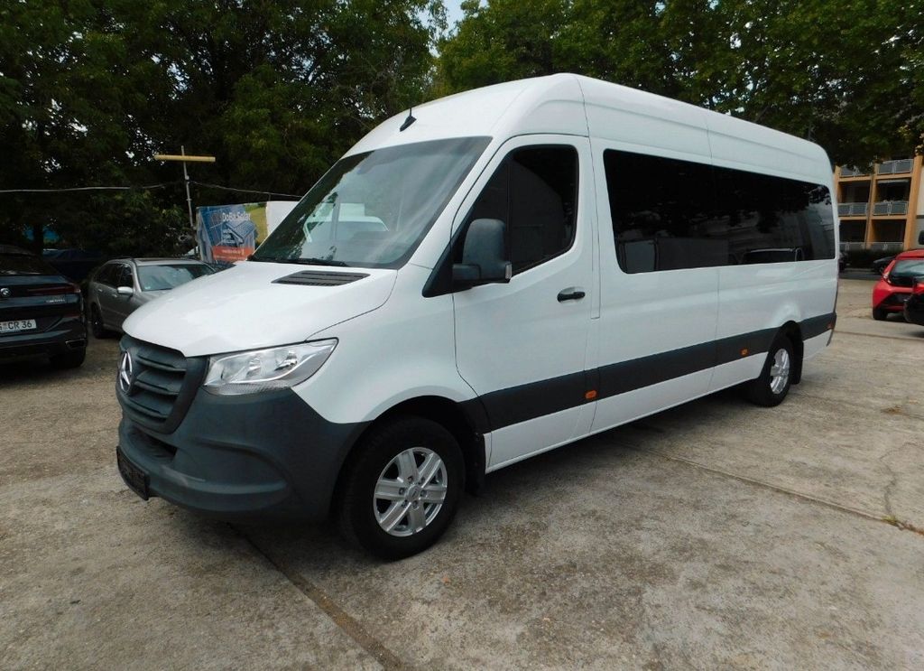 Image of Mercedes-Benz Sprinter