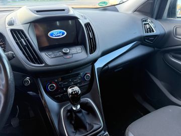 Ford Kuga - 9