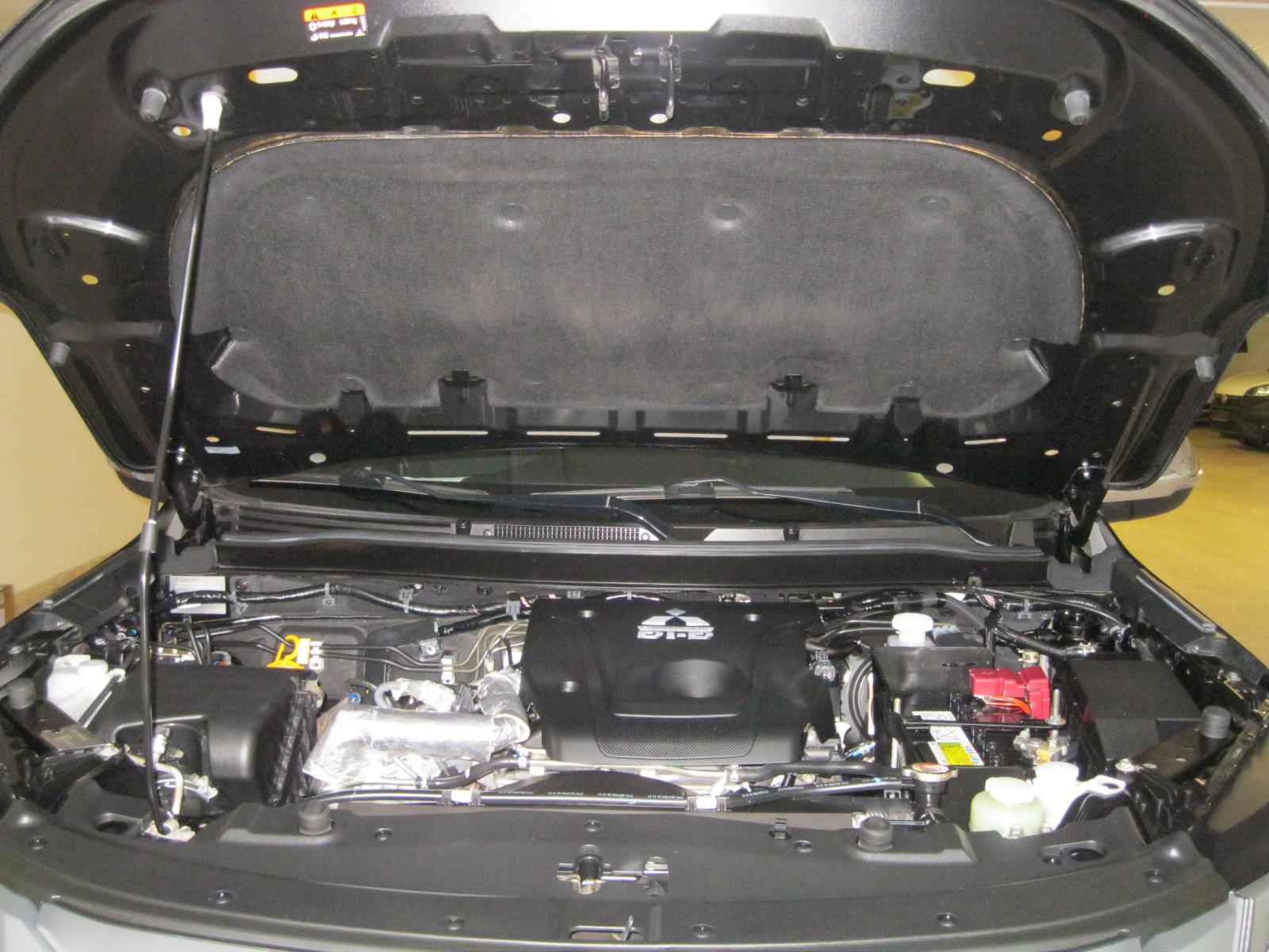 Mitsubishi L200 Doppelkabine Select 4WD - 3,1t Anhängelast