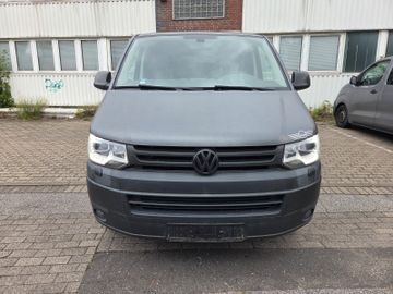 Volkswagen T5 Transporter - 2