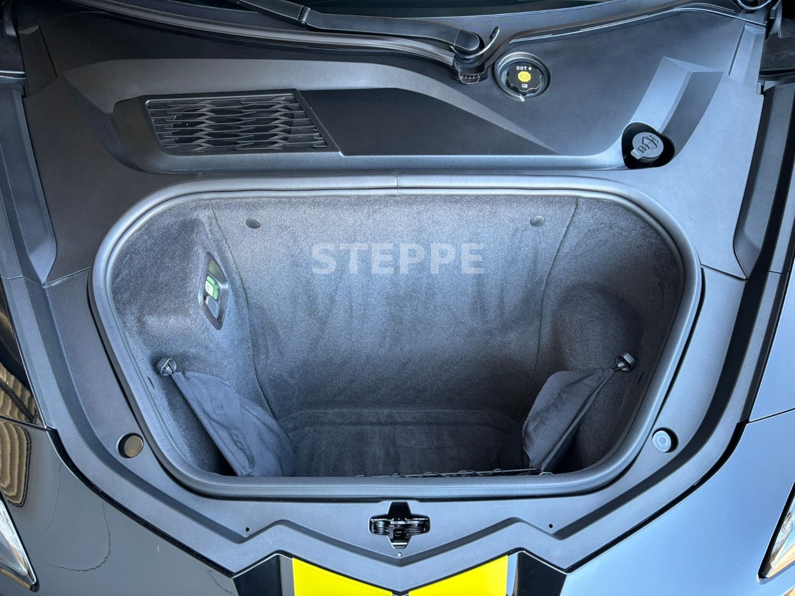 Corvette Stingray Coupe 6,2V8 3LT EU-Mod. 1.Hd Unfallfrei