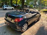 Peugeot 206 CC Platinum Garagenauto - Peugeot 206 aus 2004: 206cc