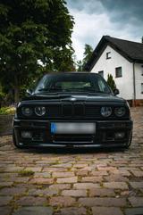 BMW E30 Cabrio 325i ab Werk M-Technik 2 . - BMW 325 aus 1992: 325i