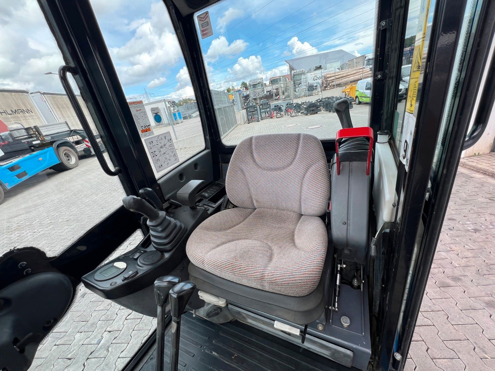 Fahrzeugabbildung Schaeff TC16 / 2017 / 1.769h / Löffelpaket / Powertilt