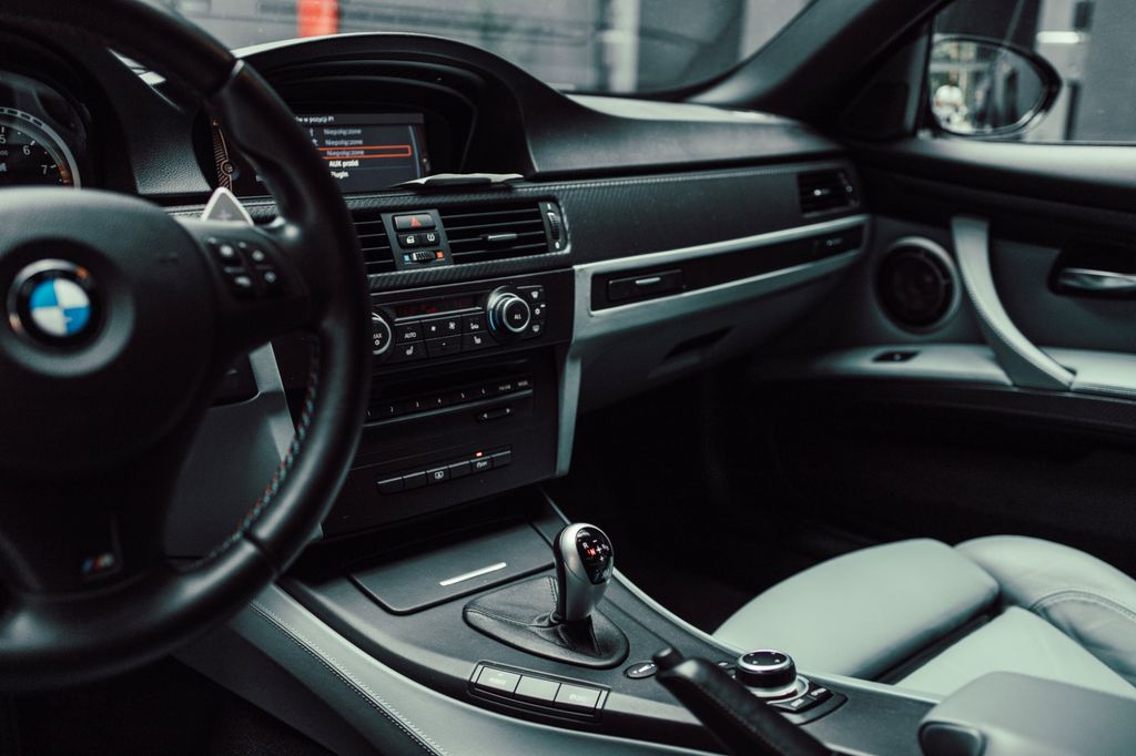 BMW M3 2011