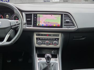 Fahrzeugabbildung SEAT Ateca Xperience 2.0 TDI AHK Panorama Klima Navi