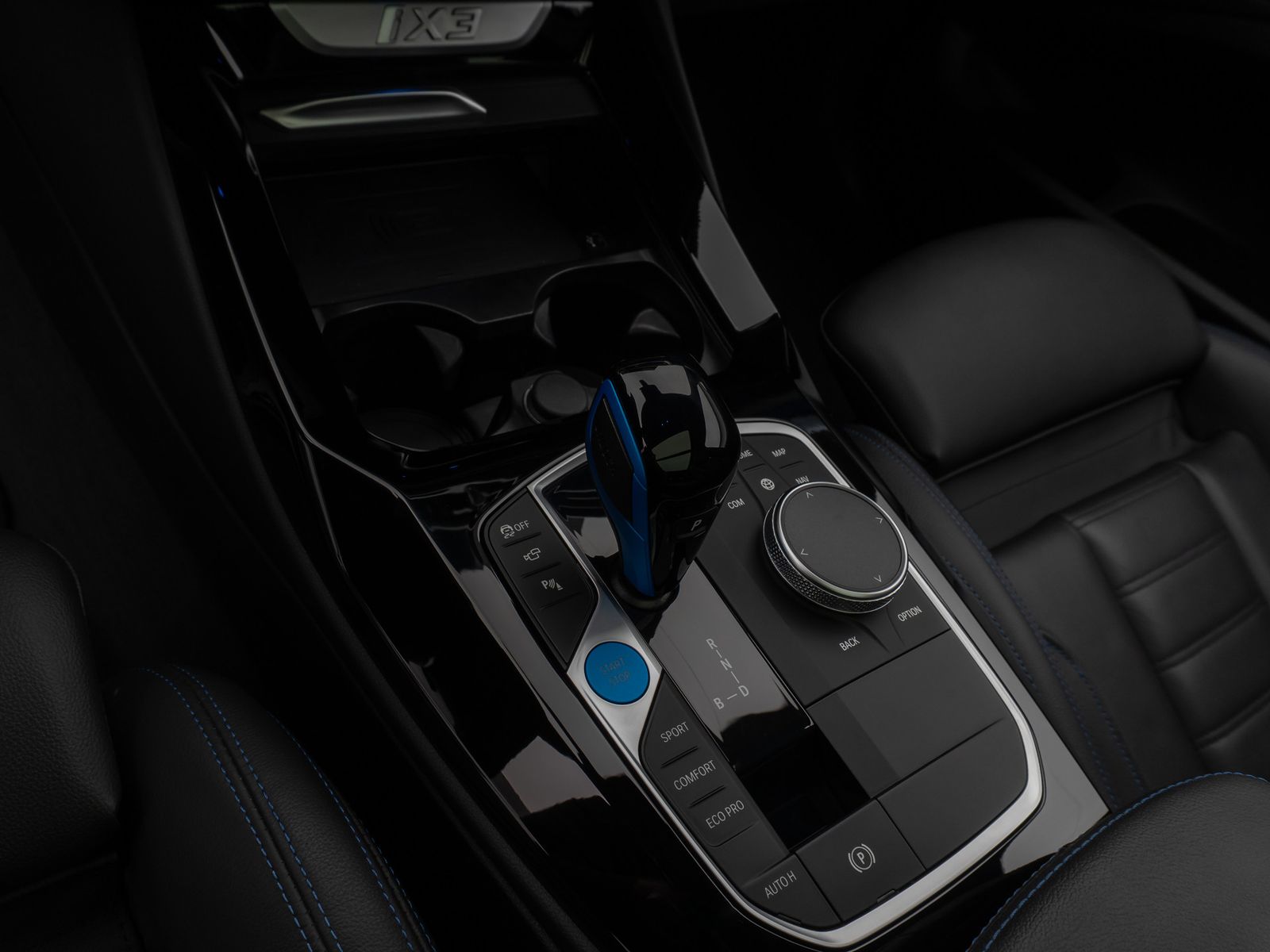 Fahrzeugabbildung BMW iX3 Impressive M Sport Panoram Laser 360°HUD H/K