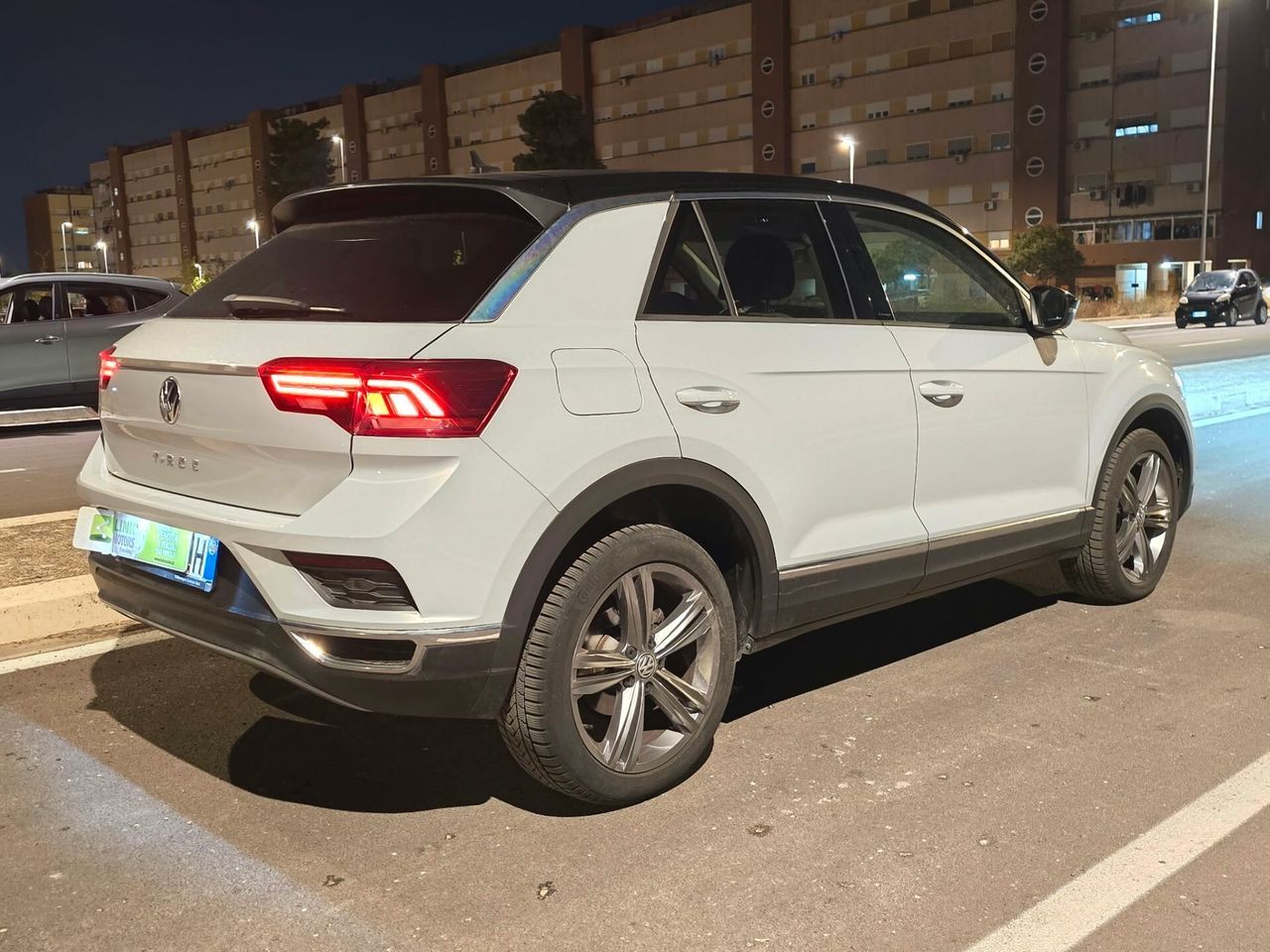 Volkswagen T-Roc 1.6 TDI Advanced imagem 2