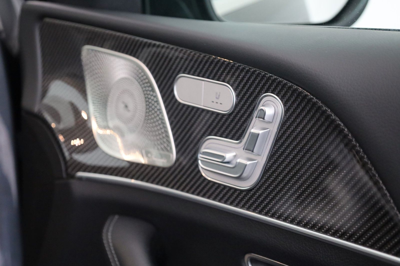Fahrzeugabbildung Mercedes-Benz GLE 350 e 4M,Navi,LED,360Kamera,Panorama,ACC,AHK