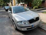 Skoda Octavia 1.6 Mpi sehr gut Zustand mit... - Skoda Octavia aus 2006