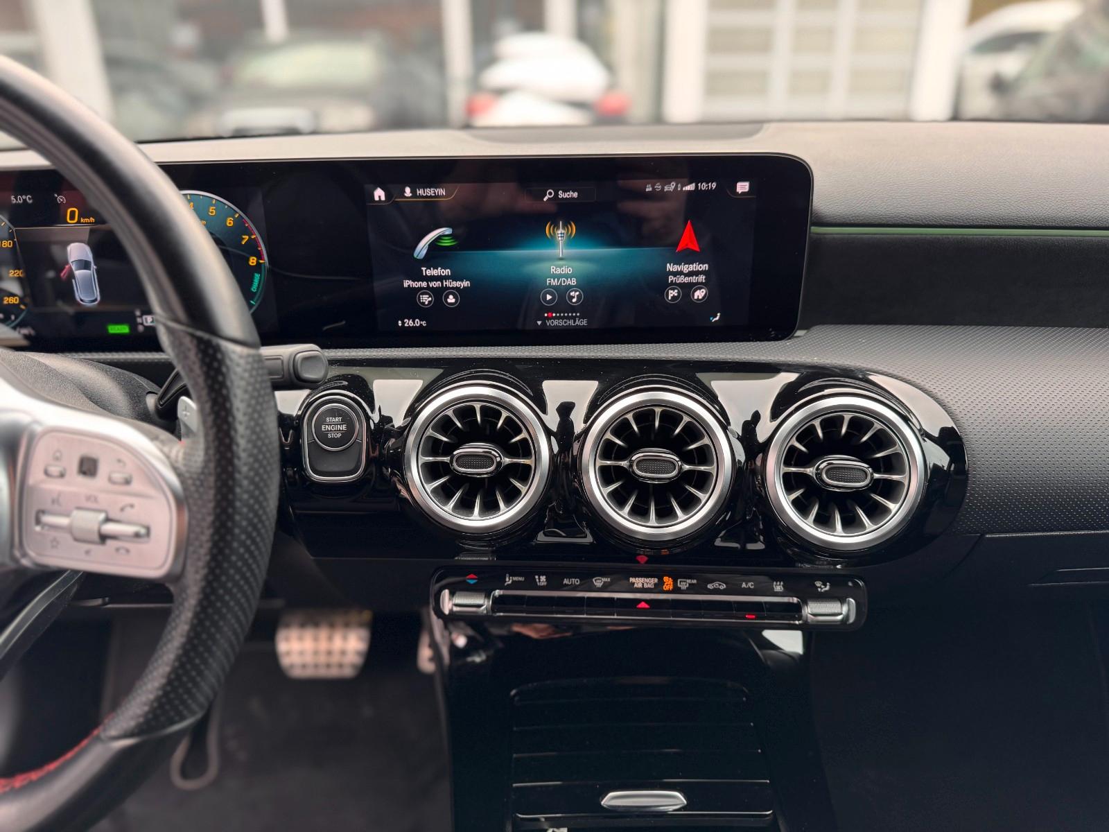 Mercedes-Benz A250e AMG /360°/MBUX/NIGHT/WIDE/CARPLAY