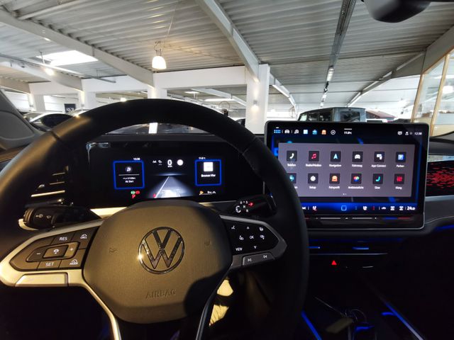 Passat 2,0 l TDI*Leder*ERGO*ACC*AHK*Matrix*Pano*