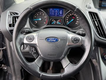 Ford Kuga - 11
