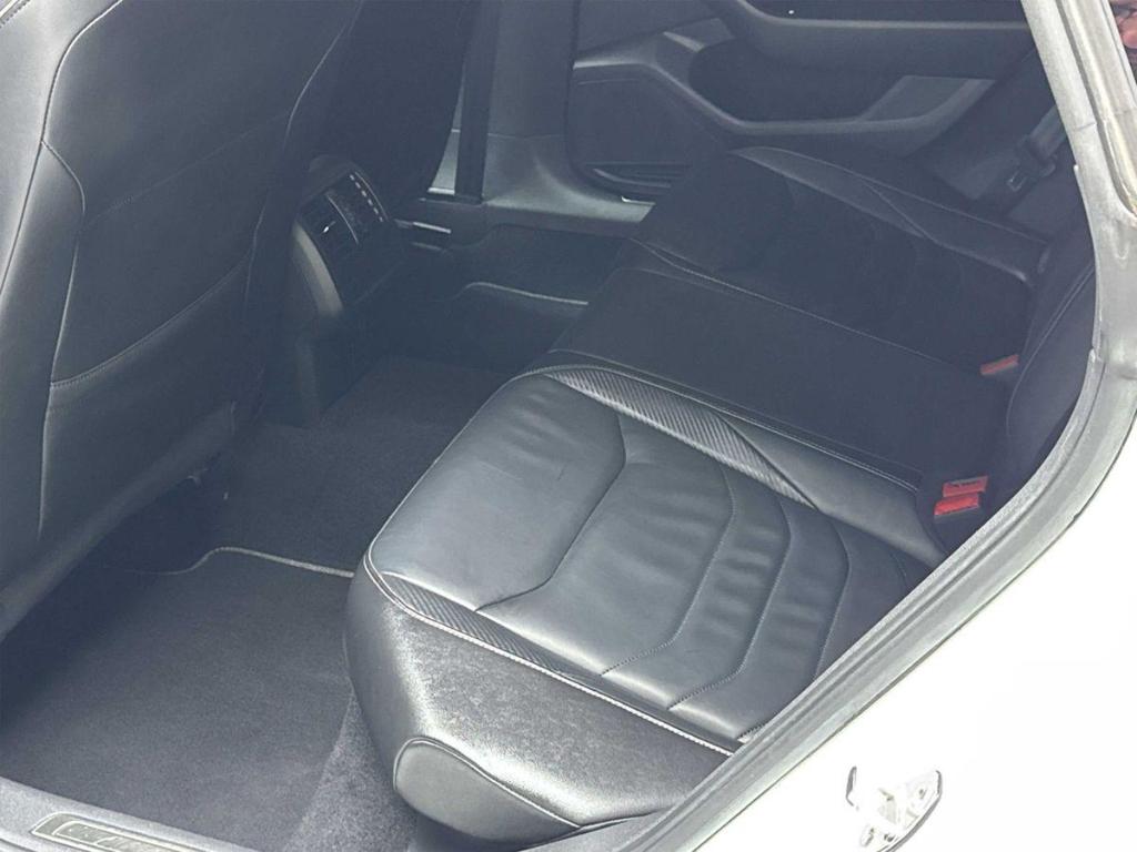 Volkswagen Arteon 2.0 TSI R-Line Leder DigCockpit Massage