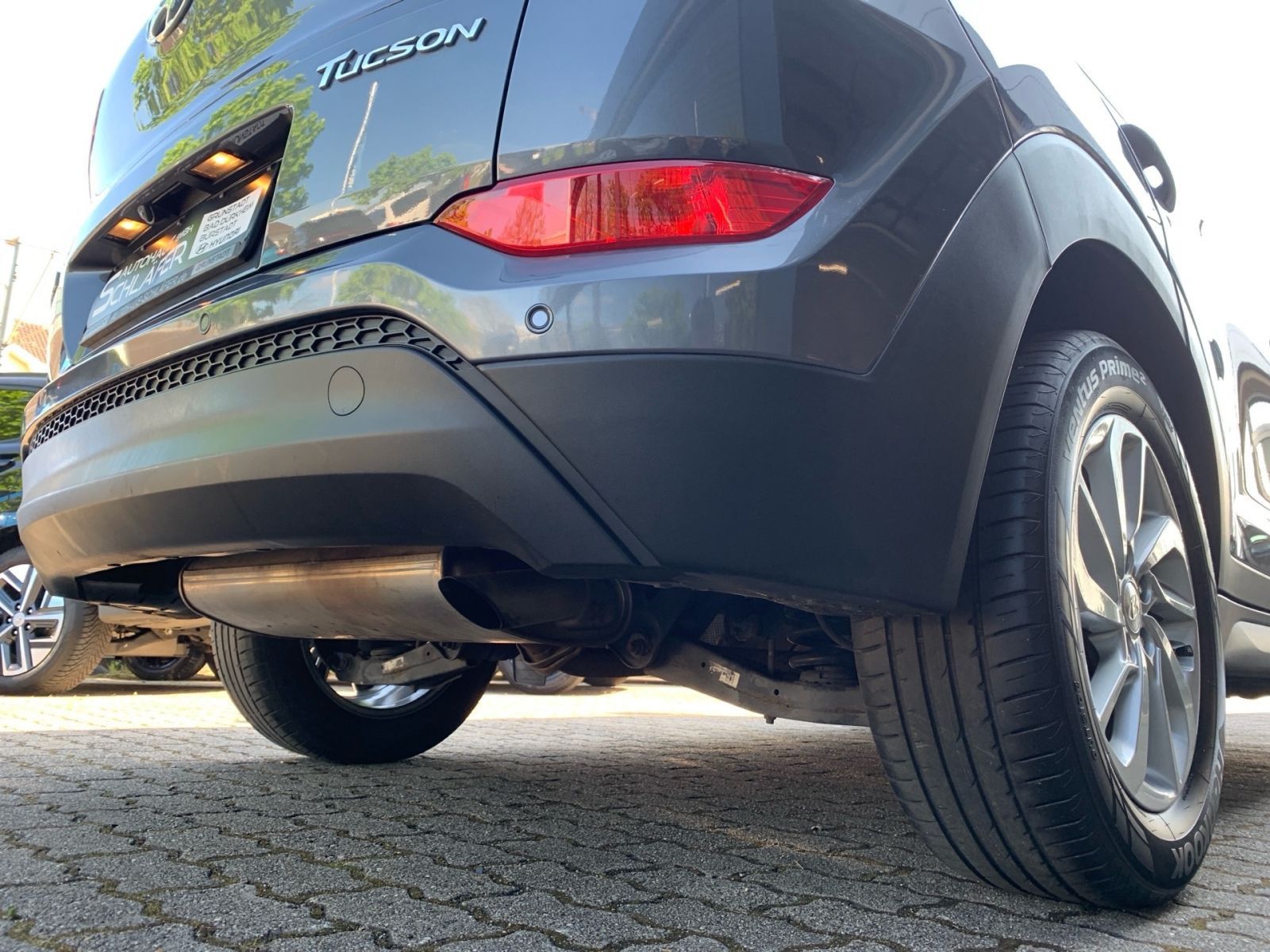 Fahrzeugabbildung Hyundai TUCSON 1.6 Passion Navi 8xbereift