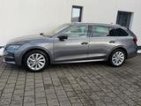 Skoda Octavia Combi 1.5 TSI DSG Top Selection (AHK)