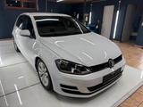 Volkswagen Golf VII 1.6 TDI BlueMotion Comfortline - Volkswagen Golf: TDI Bluemotion