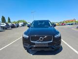 Volvo XC90 Momentum Pro AWD - Volvo XC90: Momentum Pro