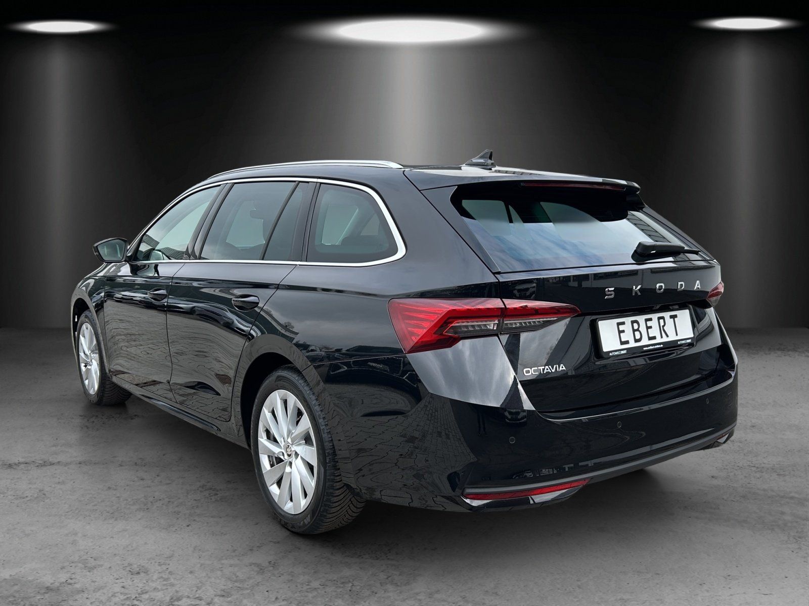 Fahrzeugabbildung SKODA Octavia 1.5 TSI mHEV Selection/KAMERA/ACC/LED/