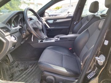 Mercedes C 220 - 10