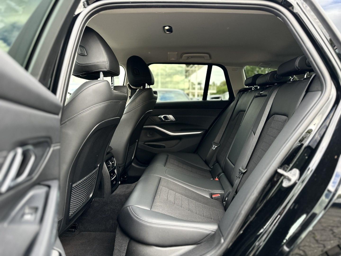 BMW 318d Touring Advantage HiFi DAB WLAN Standhzg.