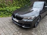 BMW 545e xDrive - M Sport - BMW 545