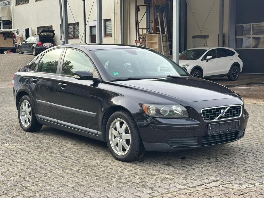 Volvo S40