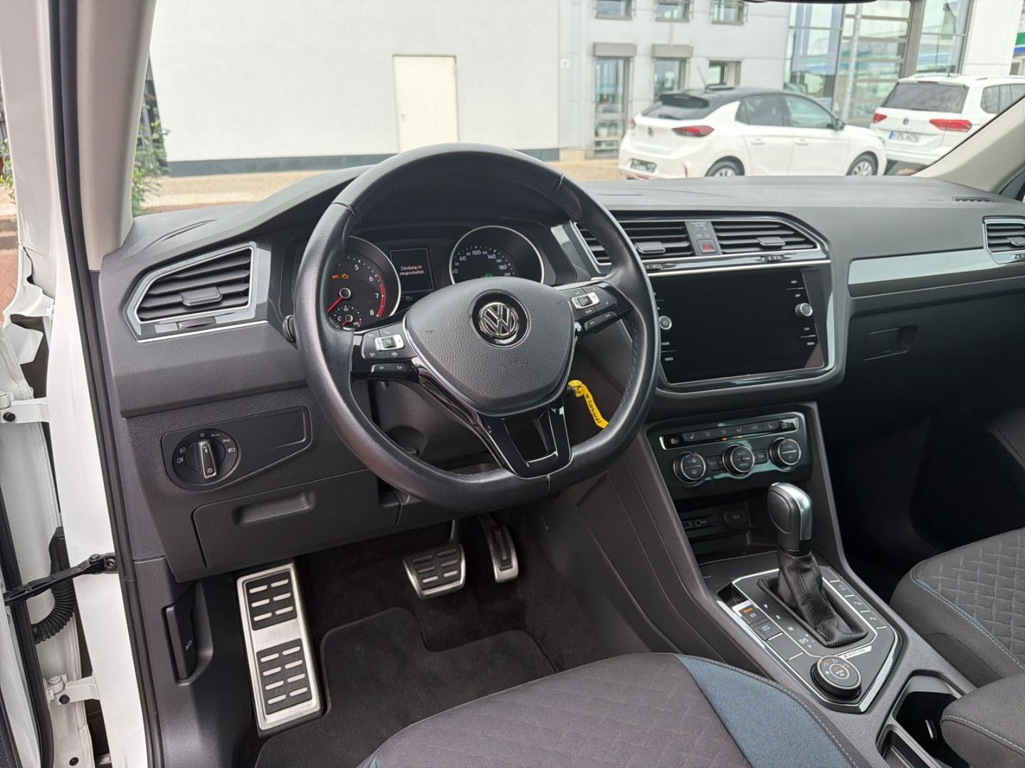 Volkswagen Tiguan IQ-Drive 2.0 TSI DSG 4Motion Ganzj.Reifen, миниатюра 10