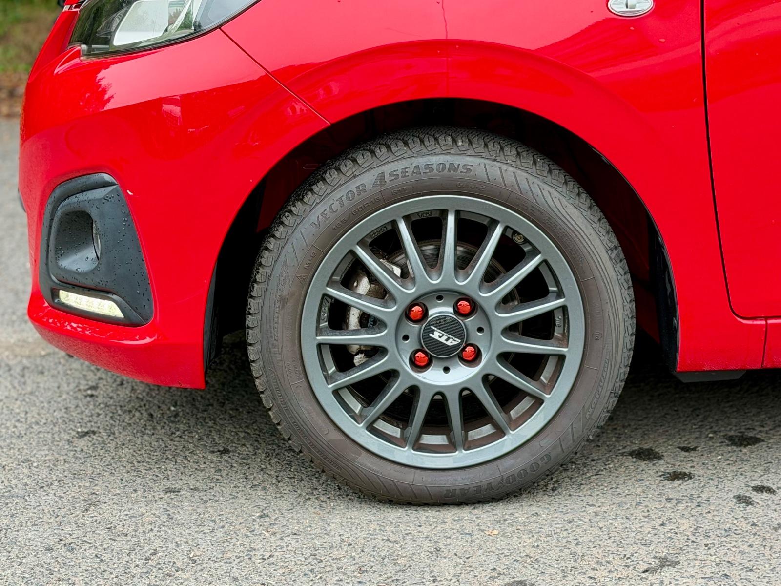Peugeot 108 2.HAND+ KLIMA+S-HEFT+USB+DAB+