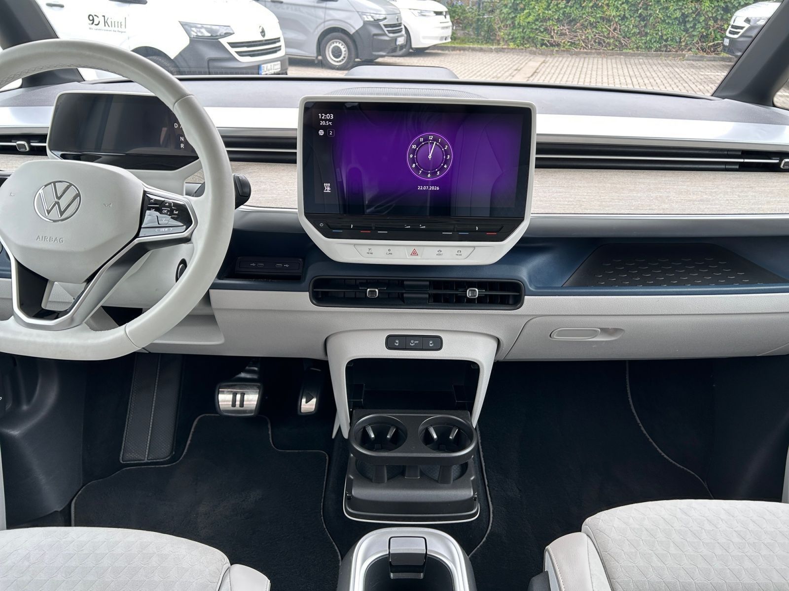 ID.Buzz Pro 150 kW 82 kWh  Matrix, AZV, Türen el