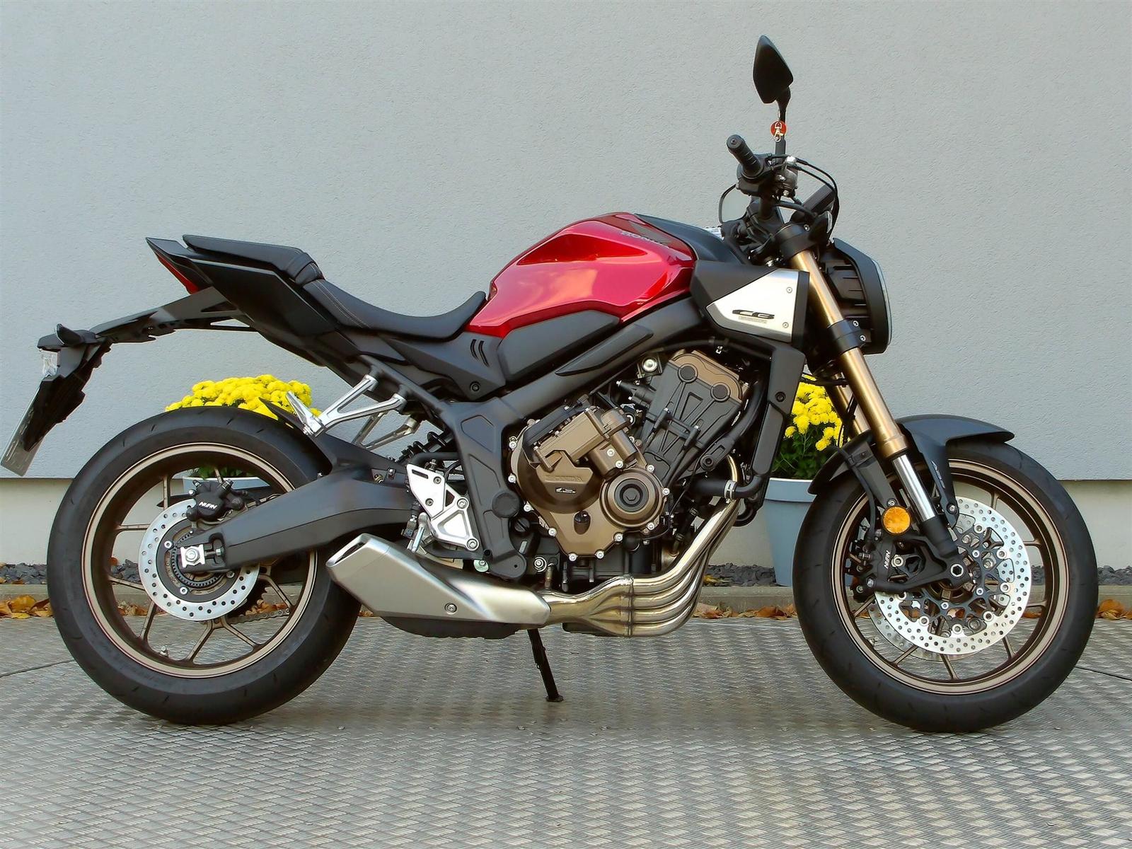 Honda CB650R E-Clutch Transportschaden