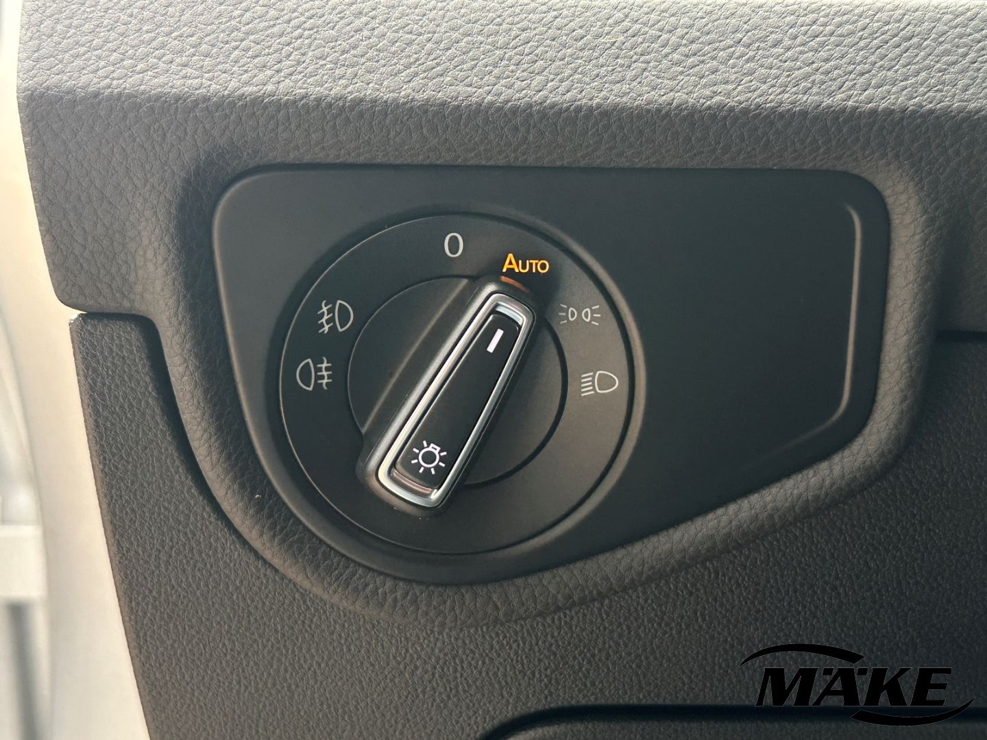 Touran Highline 2.0 TDI DSG ACC AHZV LED ASSIST 