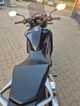 Honda VFR800X - HONDA X