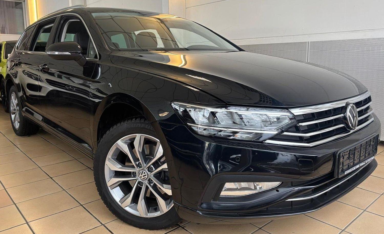 Volkswagen Passat Business LED Kamera Massage ACC Touch App