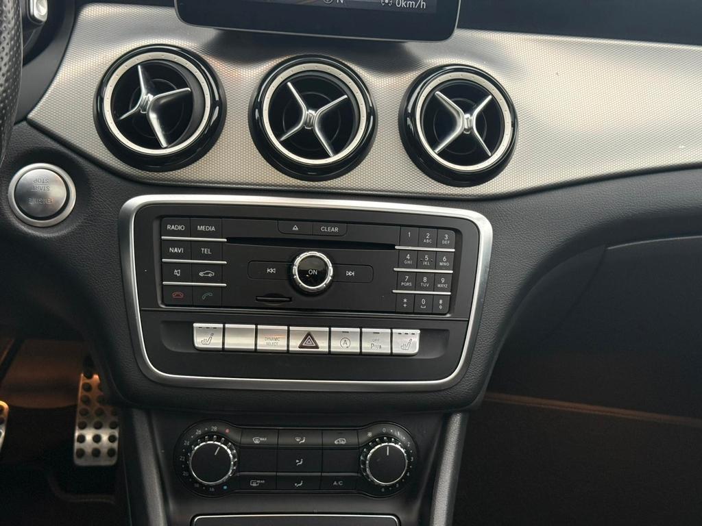 Mercedes-Benz CLA 180