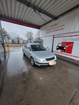Volkswagen Passat 2.3 VR5 tiptronic Highline Highline - Volkswagen Passat: Vr5