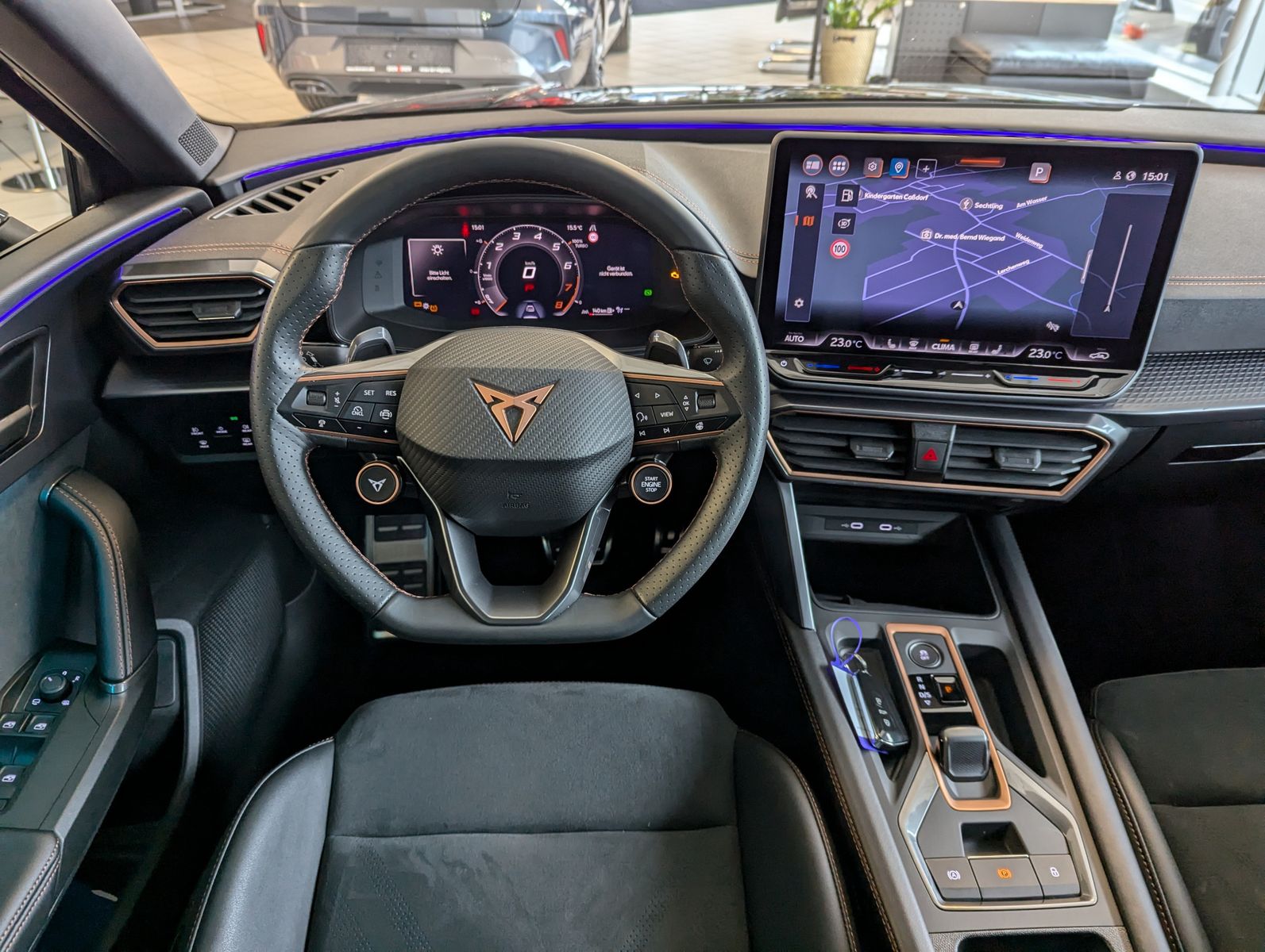 CUPRA Leon 1.5 eTSI Intelligent-Dynamic-Edge-Pake Cam - Image 18