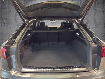 2026 AUDI RSQ8 缩略图 13