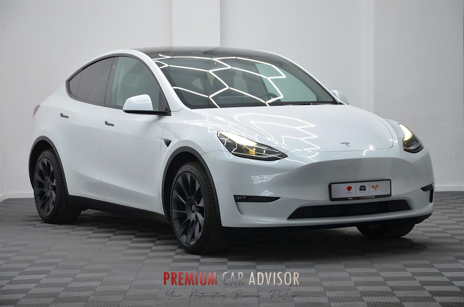 Tesla Model Y Long Range Dual AWD 20" AHK
