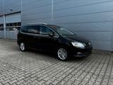 Volkswagen Sharan Cup * 7 Sitze* 2x EL.Schiebetür *Navi* - Volkswagen Sharan Cup mit Benzin-Antrieb