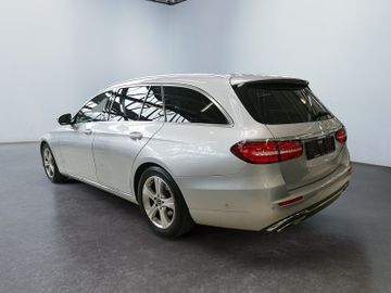 Mercedes E 200 - 4