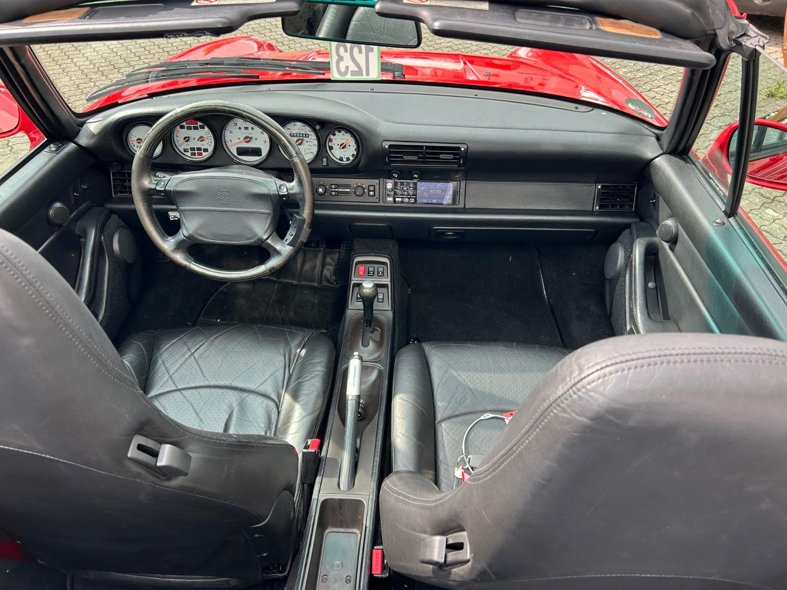 Porsche 993 Carrera Cabriolet Automatik 286PS