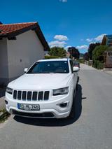 Jeep Grand Cherokee 3.0l V6 MultiJet 184kW Overla... - Jeep Grand Cherokee aus 2014 mit Diesel-Antrieb: Geländewagen