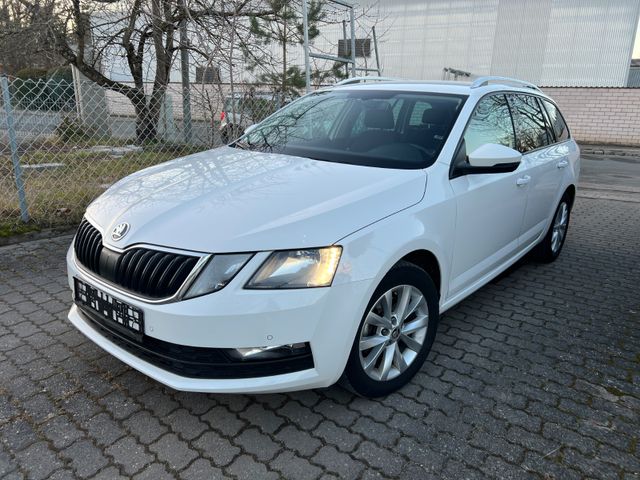 Skoda Octavia Combi Ambition 2.0 TDI DSG*Navi*PDC*Temp