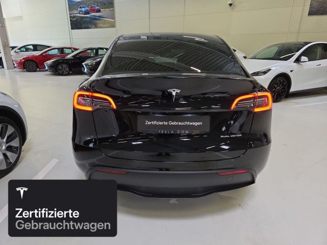 Tesla Model Y Long Range AWD foto 6