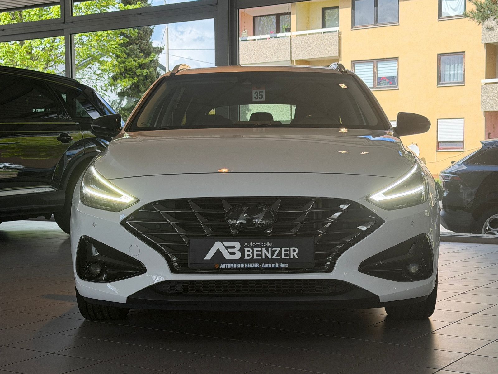 Fahrzeugabbildung Hyundai i30 Prime CW /AUTOMATIK/MEMORY/LEDER/HEIZ-LENKR